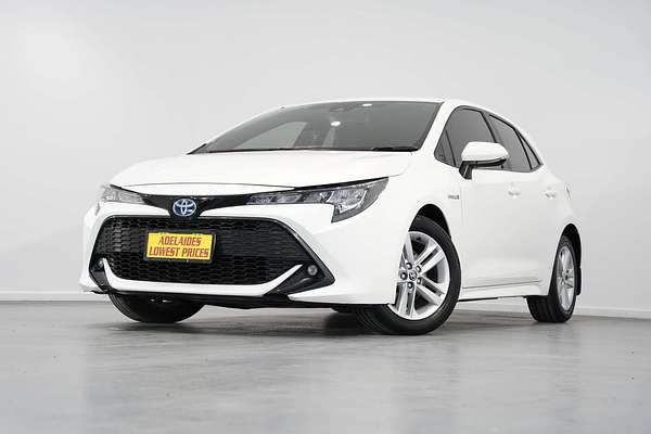 2018 Toyota Corolla SX Hybrid ZWE211R