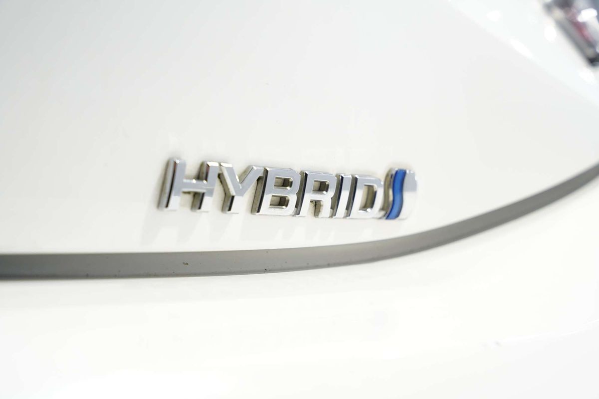 2018 Toyota Corolla SX Hybrid ZWE211R