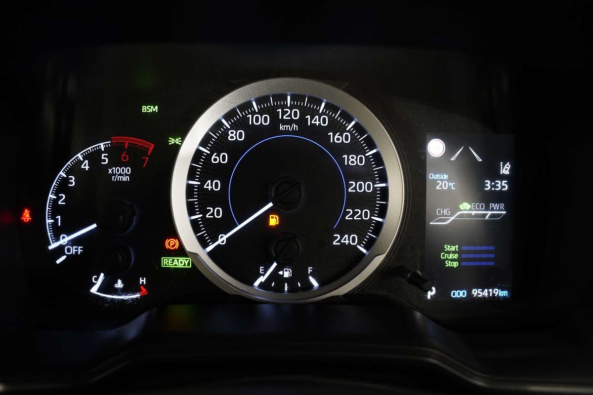 2018 Toyota Corolla SX Hybrid ZWE211R