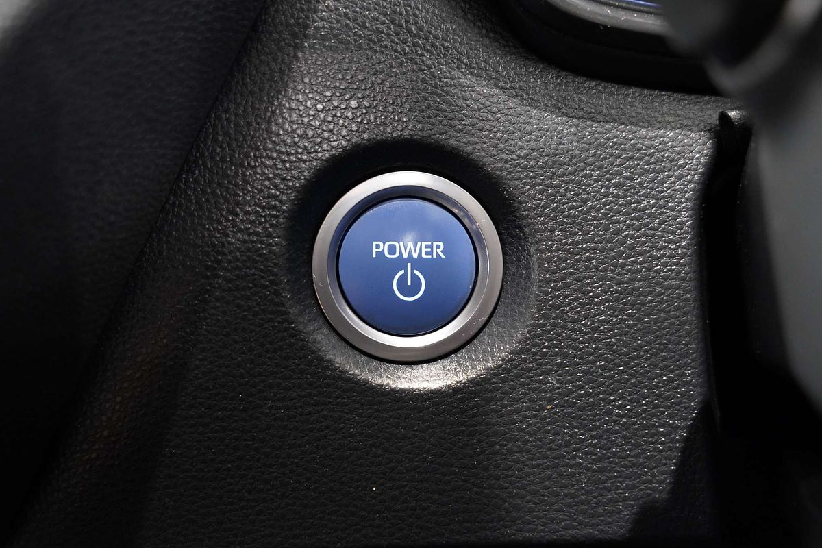 2018 Toyota Corolla SX Hybrid ZWE211R