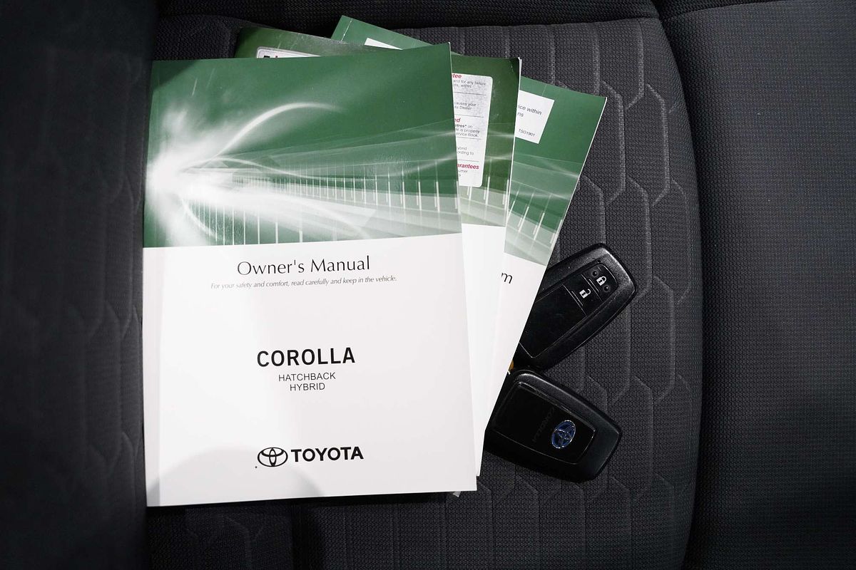 2018 Toyota Corolla SX Hybrid ZWE211R