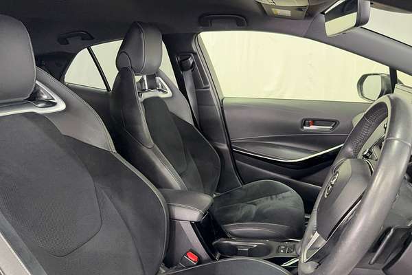 2020 Toyota Corolla ZR MZEA12R
