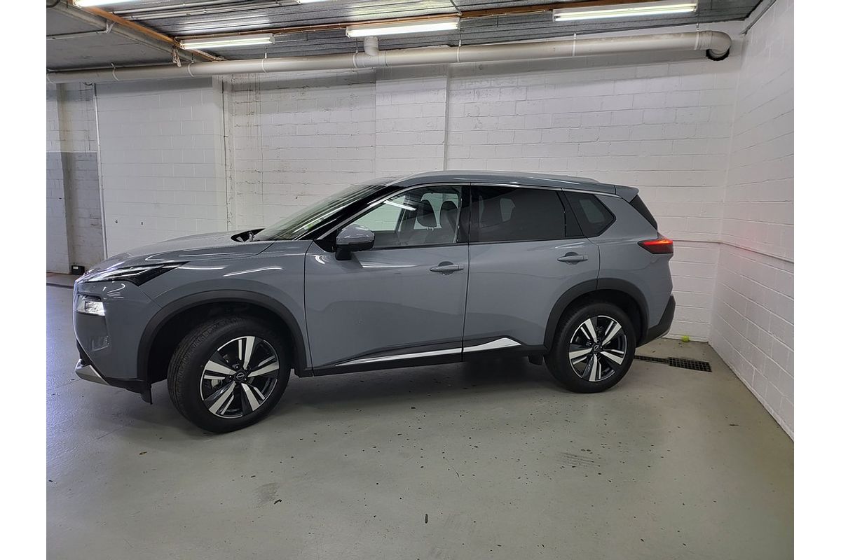 2025 Nissan X-TRAIL Ti T33