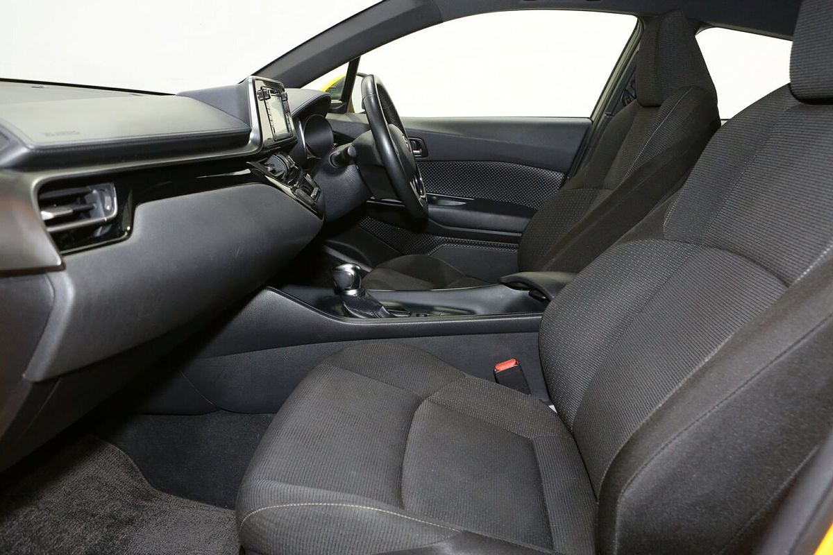 2019 Toyota C-HR NGX10R