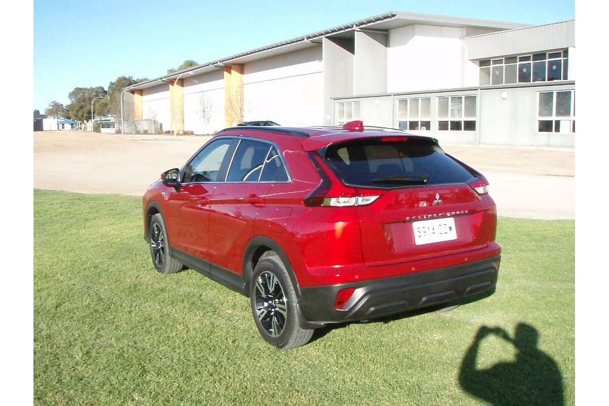 2024 Mitsubishi Eclipse Cross LS YB