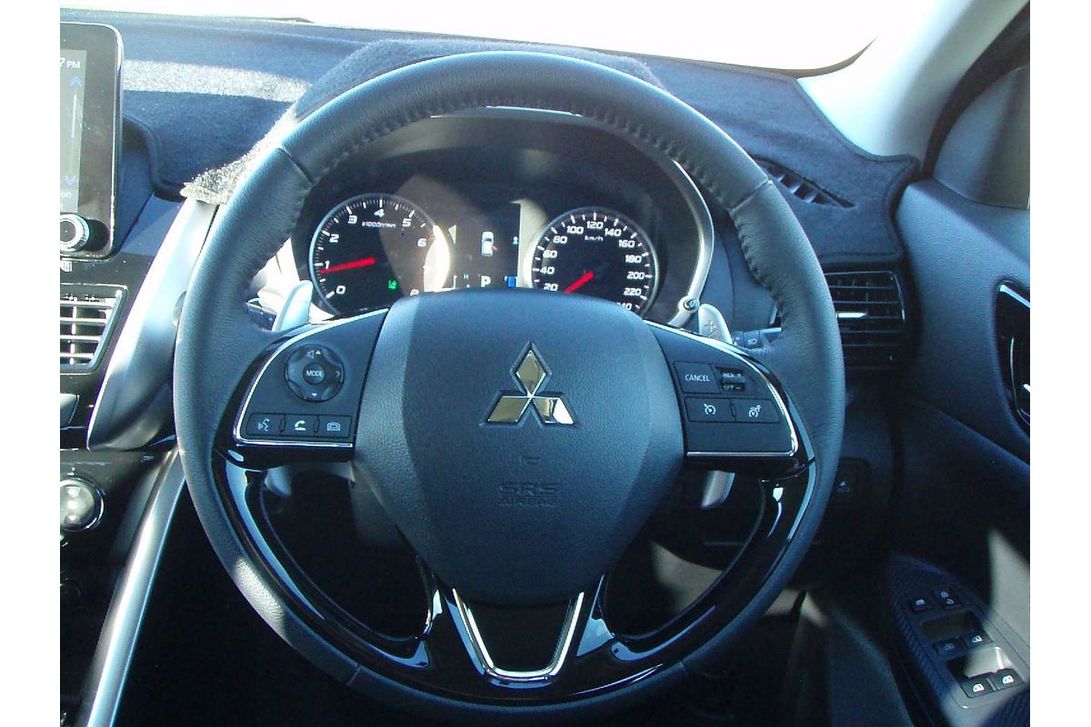 2024 Mitsubishi Eclipse Cross LS YB