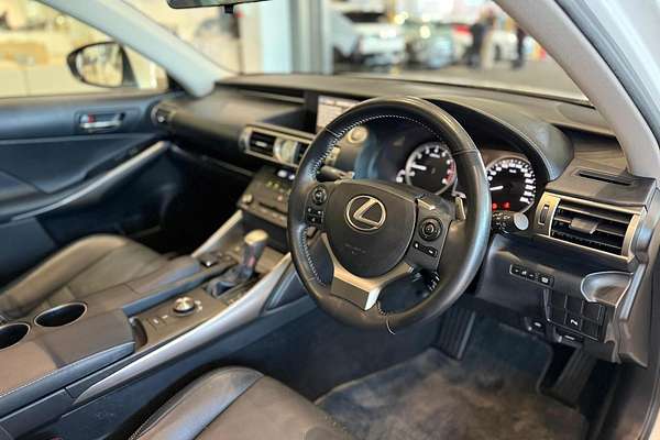 2015 Lexus IS IS250 Luxury GSE30R