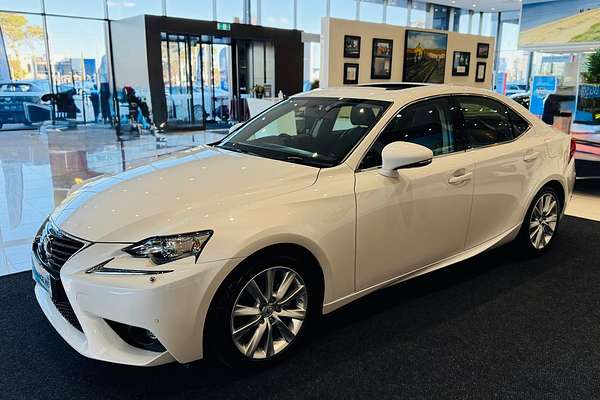 2015 Lexus IS IS250 Luxury GSE30R