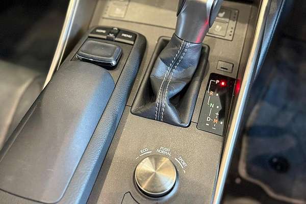 2015 Lexus IS IS250 Luxury GSE30R
