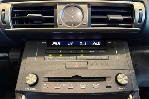 2015 Lexus IS IS250 Luxury GSE30R