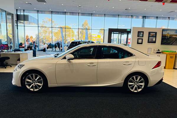 2015 Lexus IS IS250 Luxury GSE30R