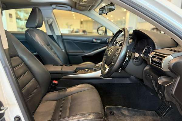 2015 Lexus IS IS250 Luxury GSE30R