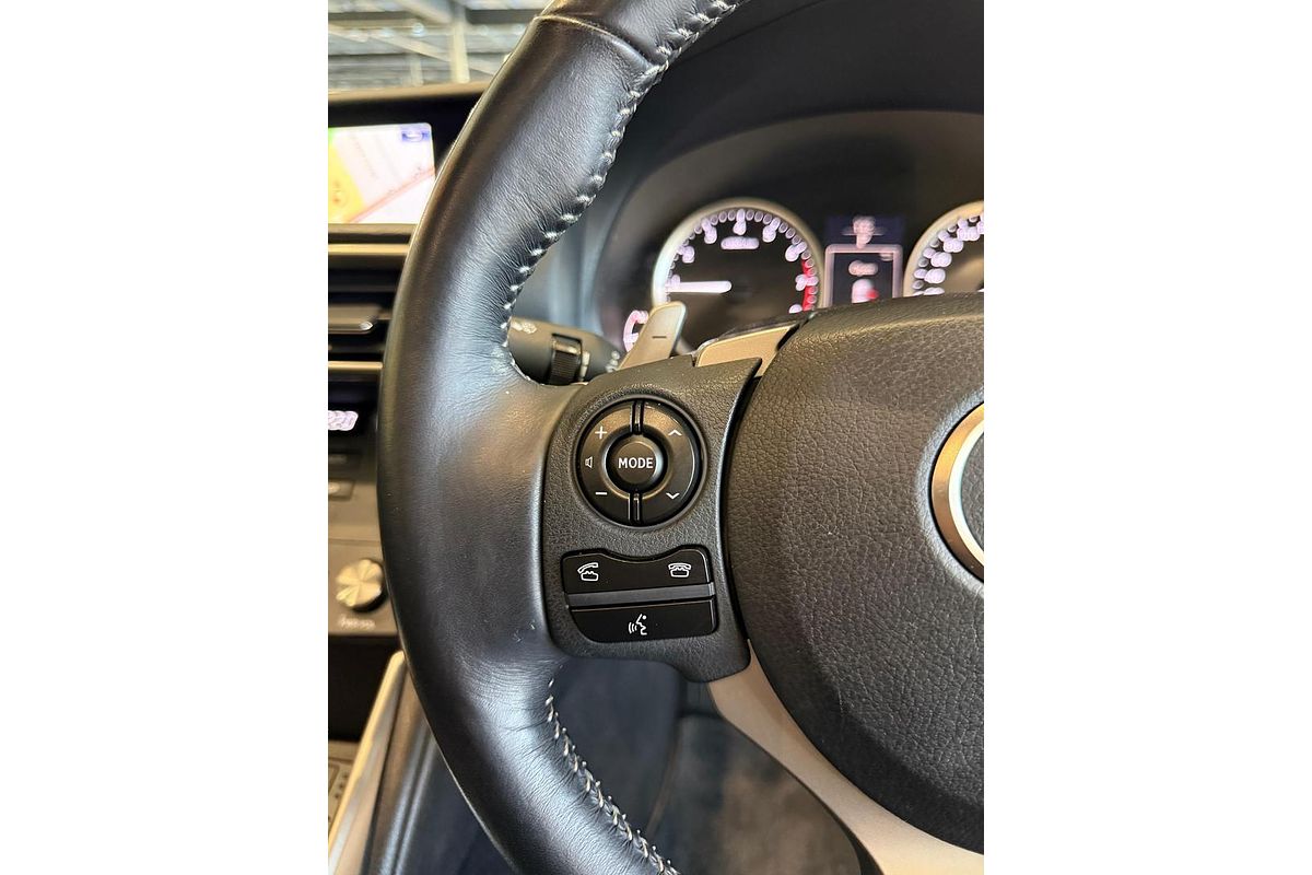 2015 Lexus IS IS250 Luxury GSE30R