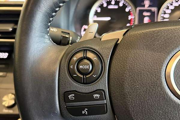 2015 Lexus IS IS250 Luxury GSE30R