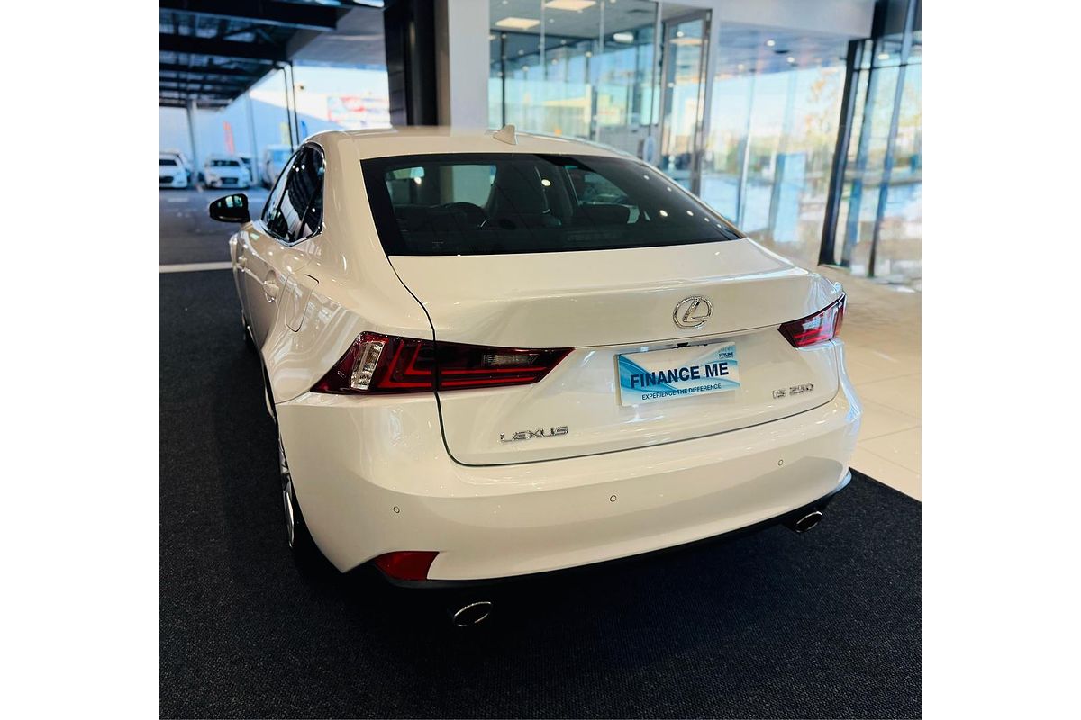 2015 Lexus IS IS250 Luxury GSE30R