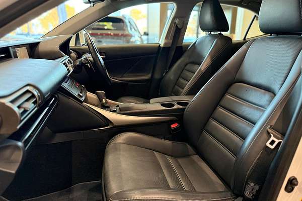 2015 Lexus IS IS250 Luxury GSE30R