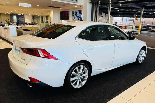2015 Lexus IS IS250 Luxury GSE30R