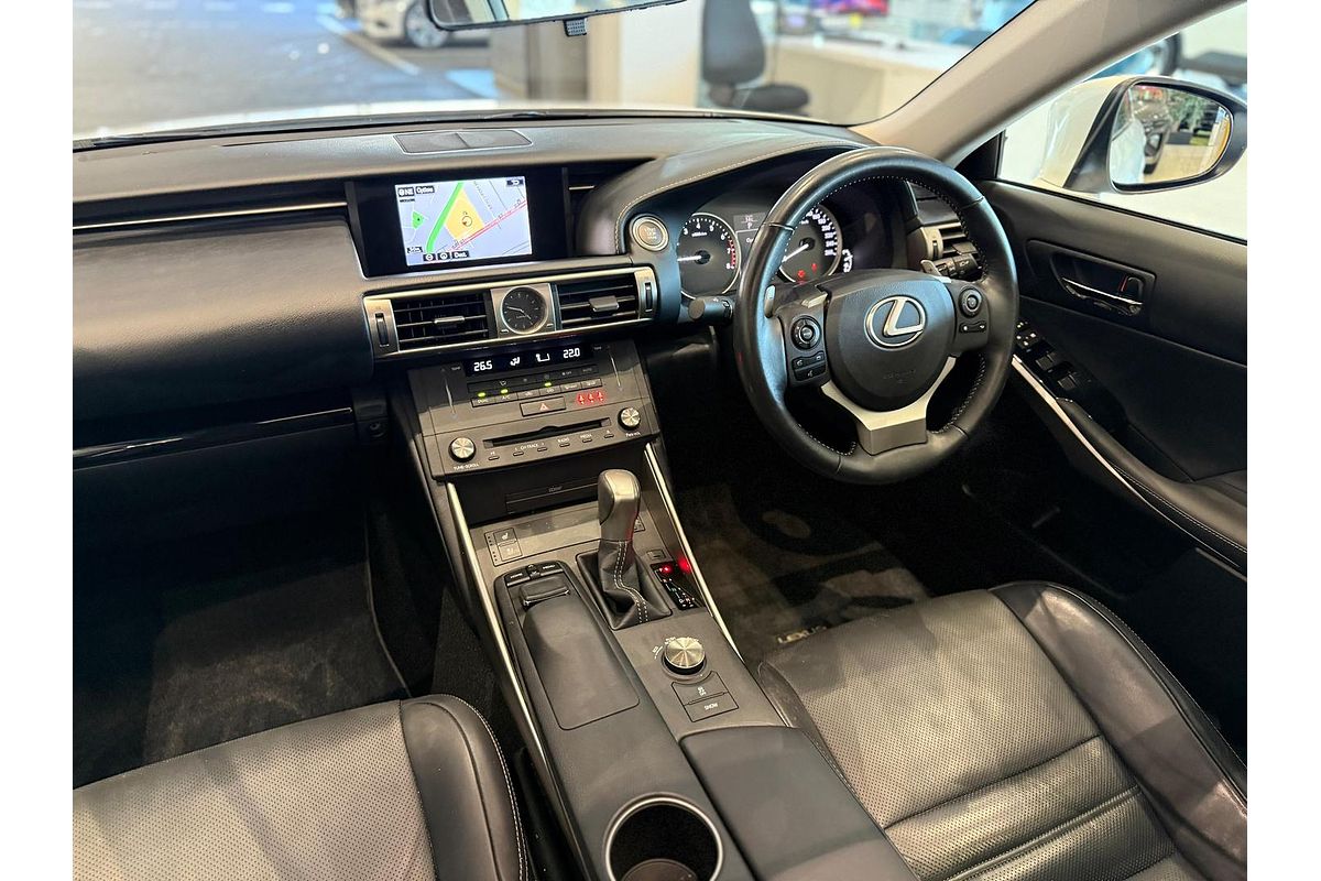 2015 Lexus IS IS250 Luxury GSE30R