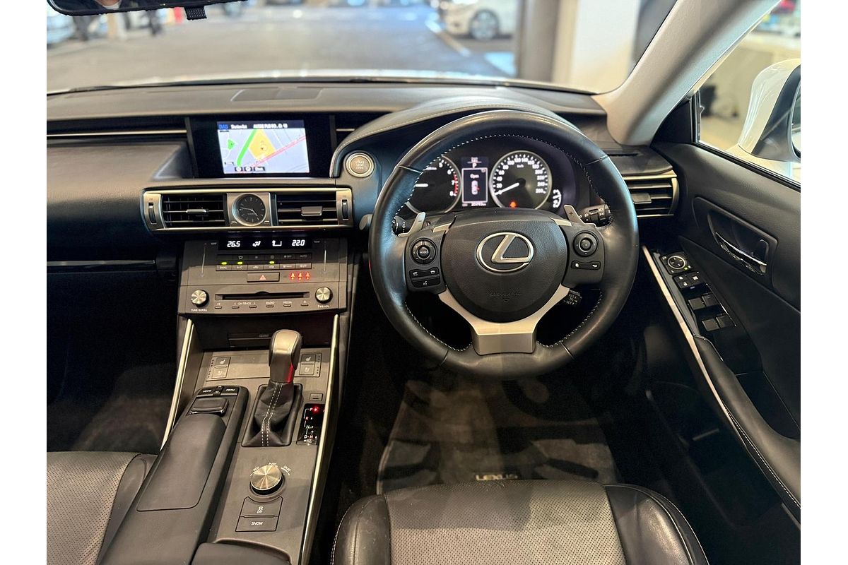 2015 Lexus IS IS250 Luxury GSE30R