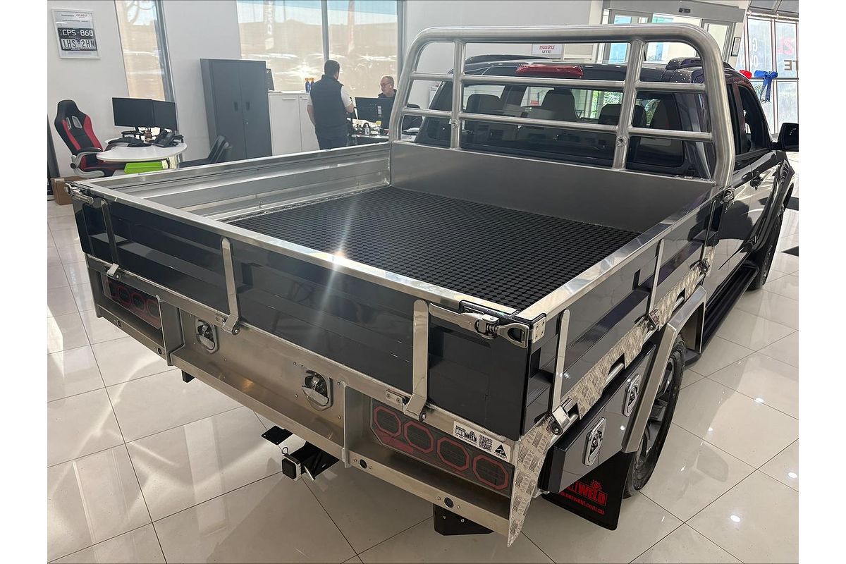2025 Isuzu D-MAX X-TERRAIN 4X4