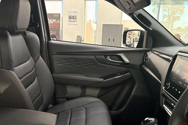 2025 Isuzu D-MAX X-TERRAIN 4X4
