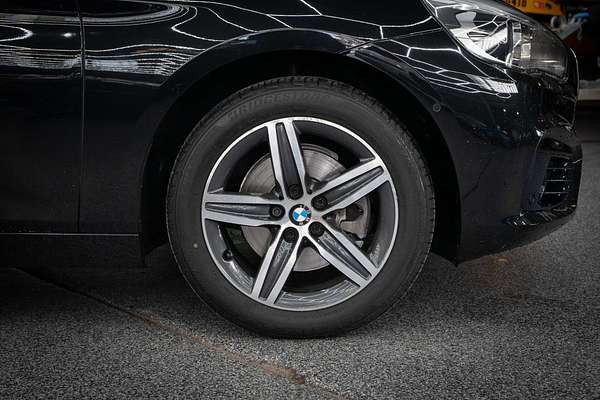 2015 BMW 2 Series 218d Sport Line F45