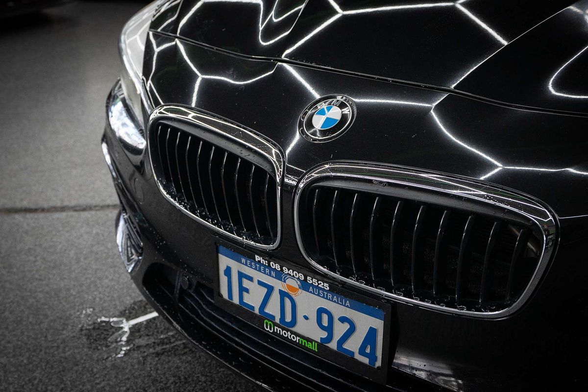 2015 BMW 2 Series 218d Sport Line F45