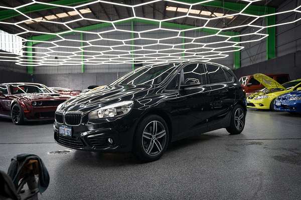 2015 BMW 2 Series 218d Sport Line F45
