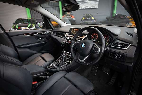 2015 BMW 2 Series 218d Sport Line F45