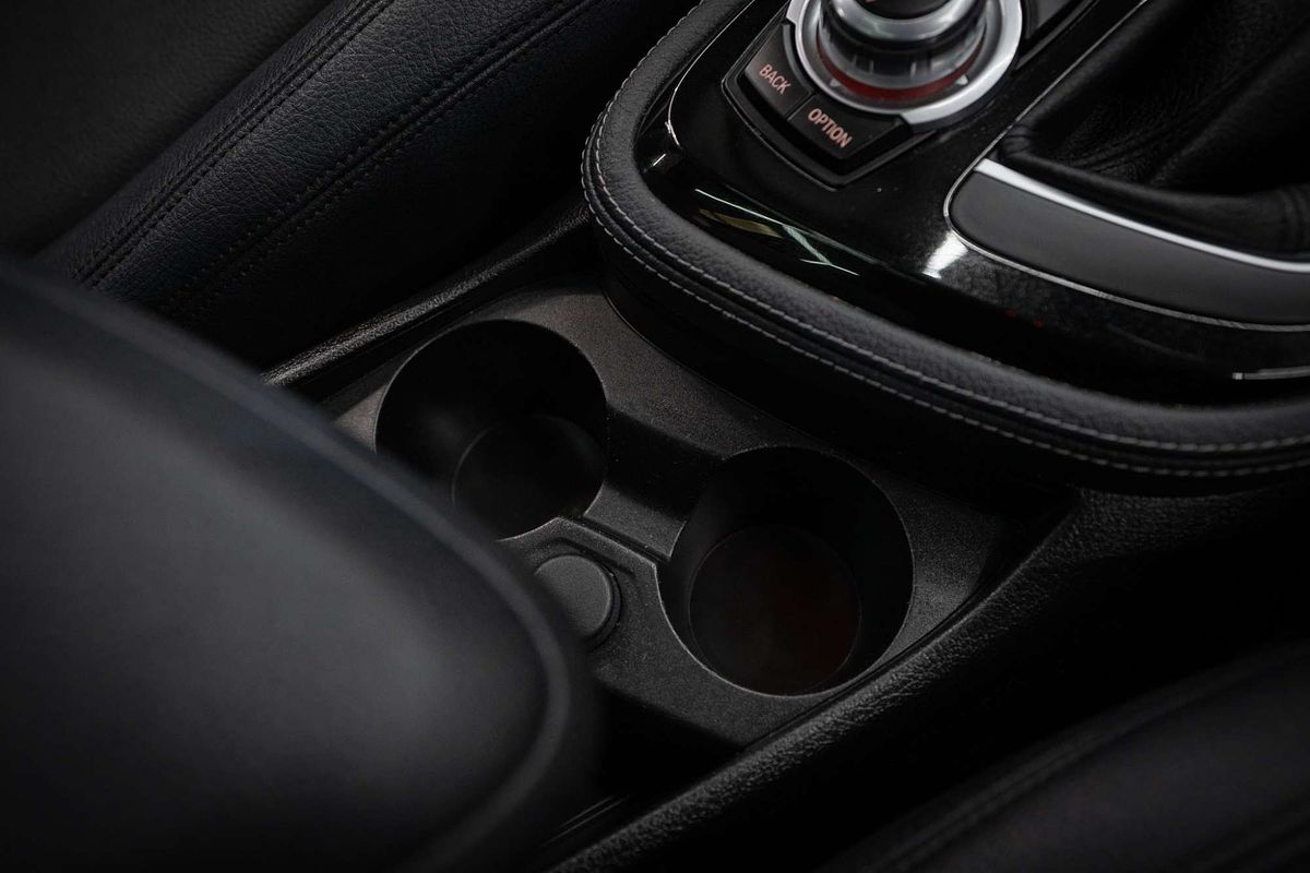 2015 BMW 2 Series 218d Sport Line F45
