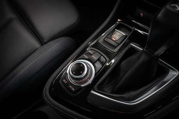 2015 BMW 2 Series 218d Sport Line F45