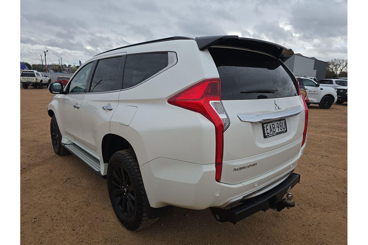 2018 Mitsubishi Pajero Sport Black Edition QE