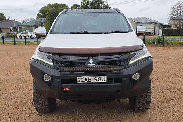 2018 Mitsubishi Pajero Sport Black Edition QE