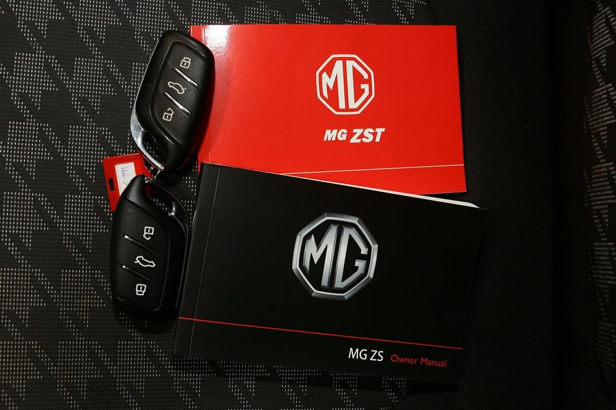 2023 MG ZST Core