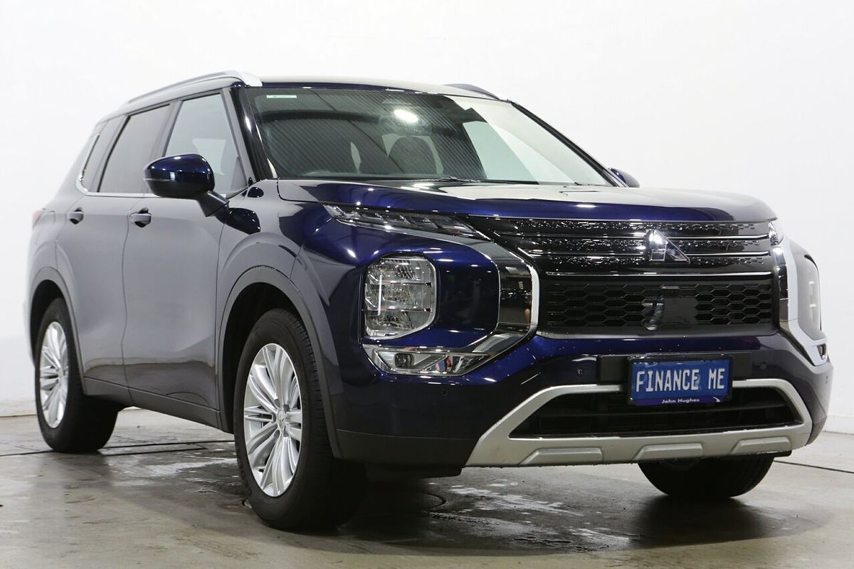 2024 Mitsubishi Outlander LS ZM