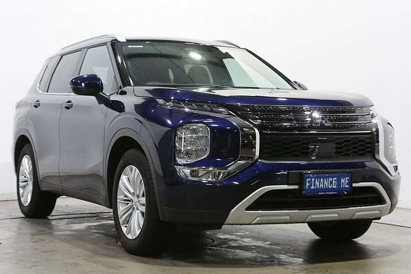 2024 Mitsubishi Outlander LS ZM