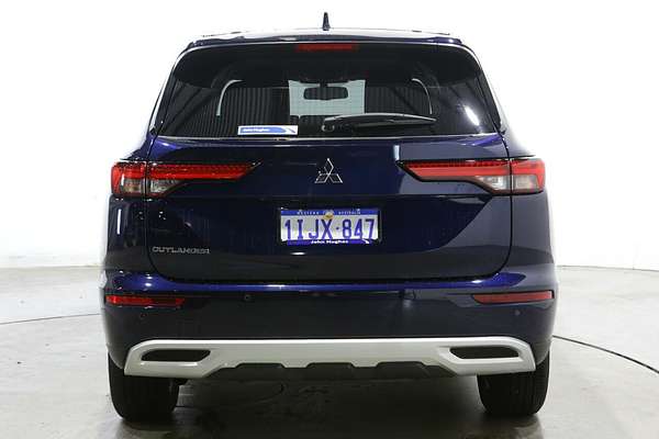2024 Mitsubishi Outlander LS ZM