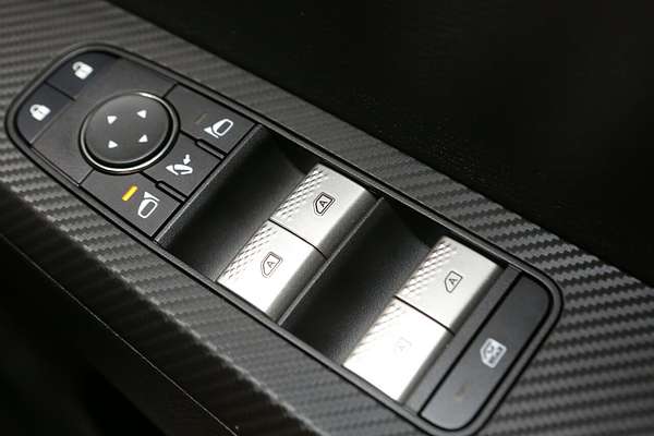 2024 Mitsubishi Outlander LS ZM