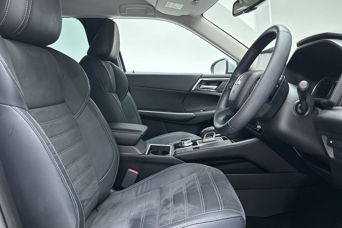 2022 Mitsubishi Outlander Aspire ZM