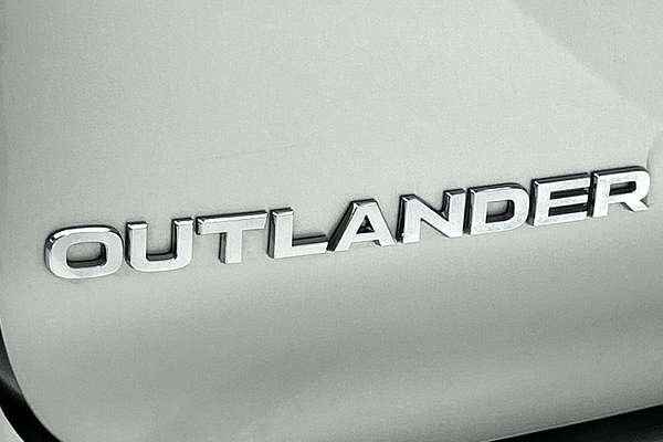 2022 Mitsubishi Outlander Aspire ZM