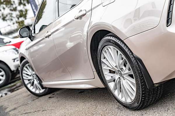 2018 Toyota Camry SL AXVH71R