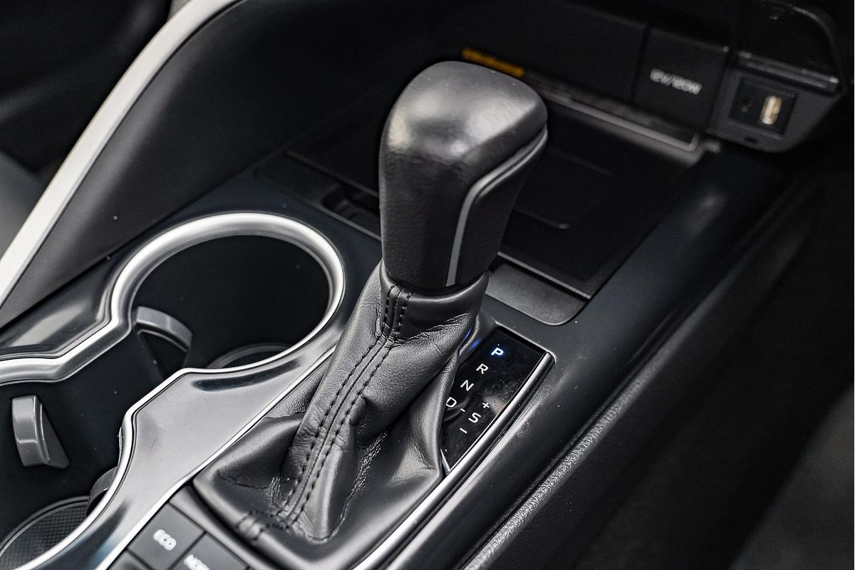2018 Toyota Camry SL AXVH71R