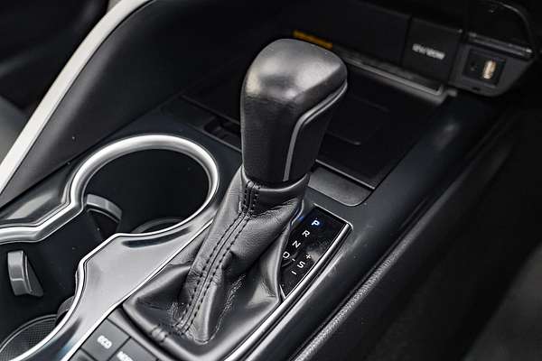 2018 Toyota Camry SL AXVH71R