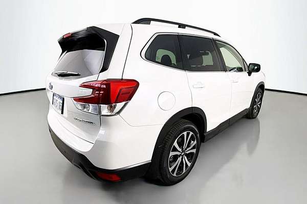 2019 Subaru Forester 2.5i Premium S5