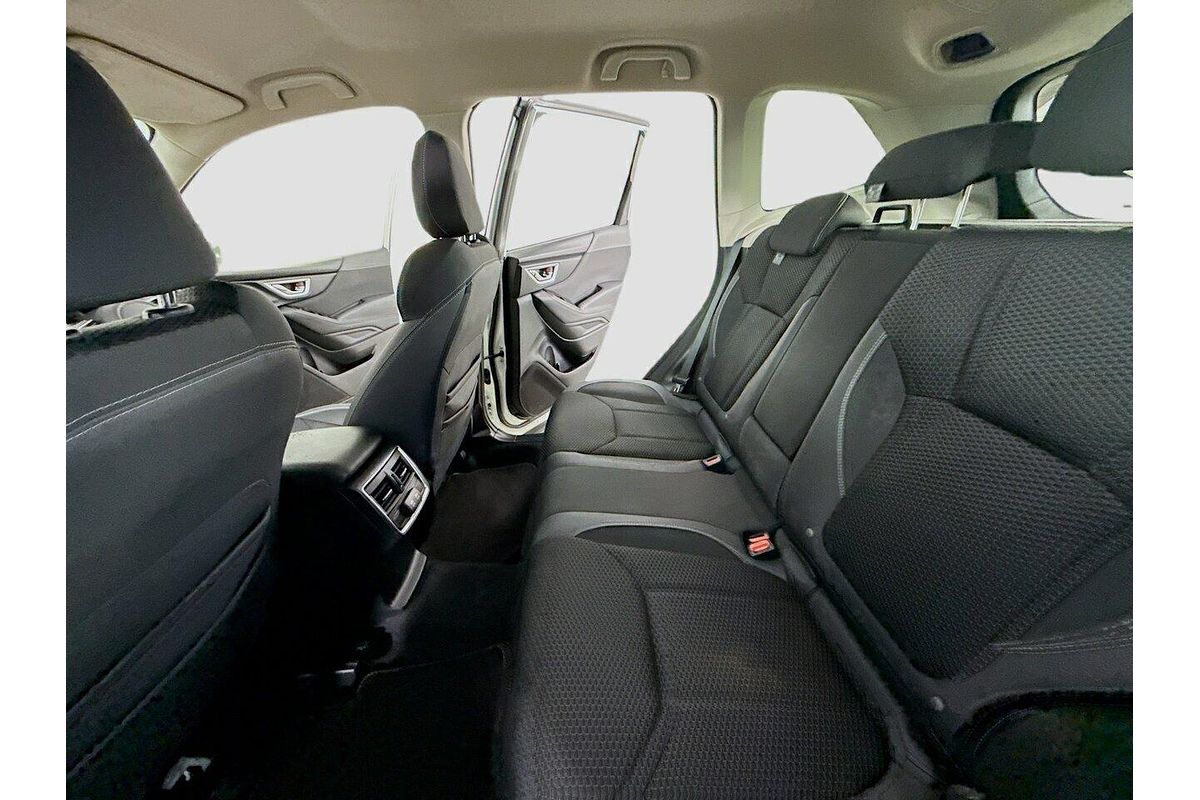 2019 Subaru Forester 2.5i Premium S5