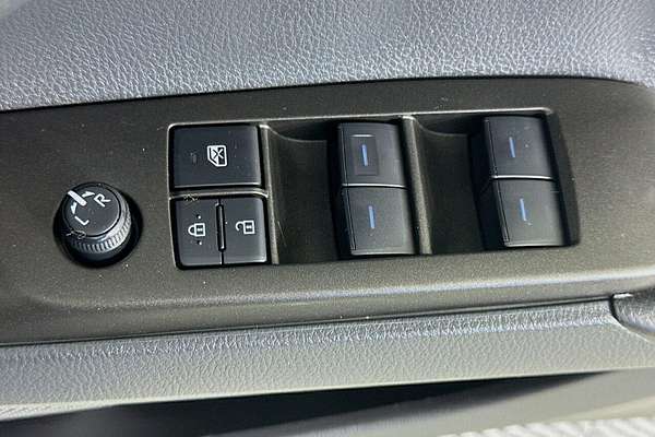 2024 Toyota Camry Ascent AXVH70R