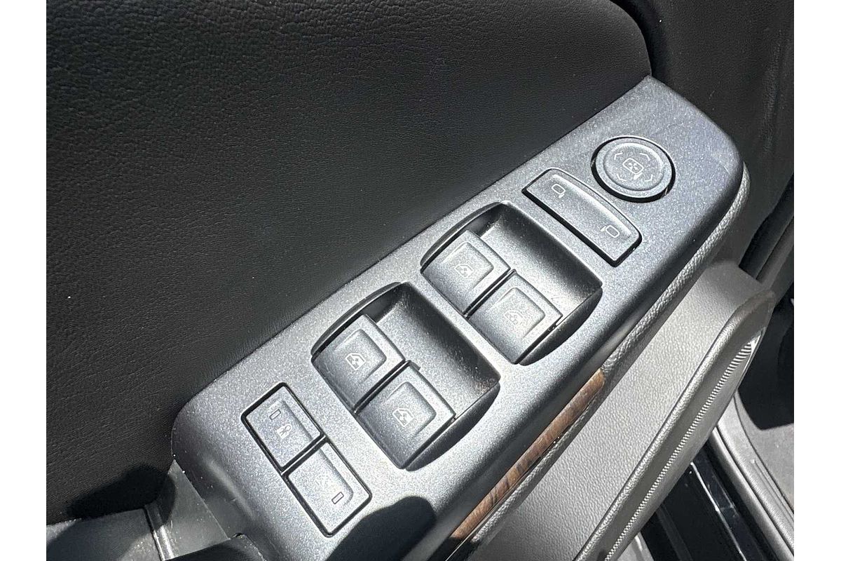 2018 Chevrolet Suburban LS