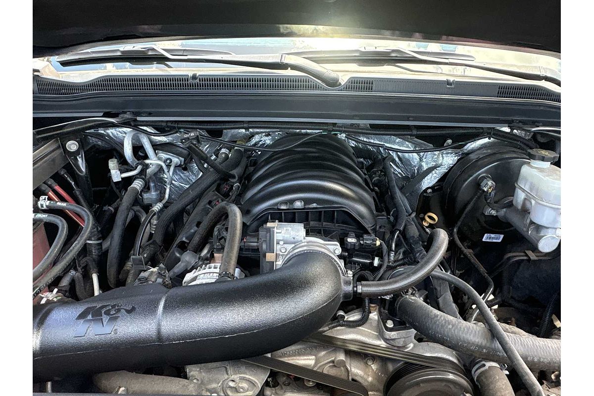 2018 Chevrolet Suburban LS