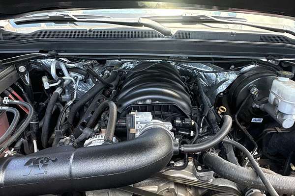 2018 Chevrolet Suburban LS