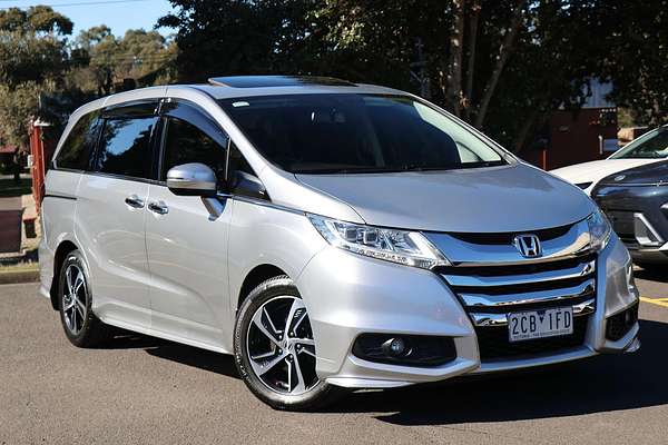 2015 Honda Odyssey VTi-L 5th Gen